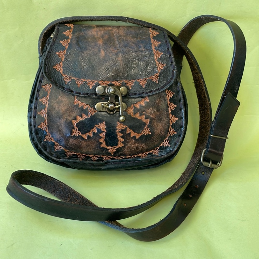Vintage brown/orange tool made in Argentina leather bag
